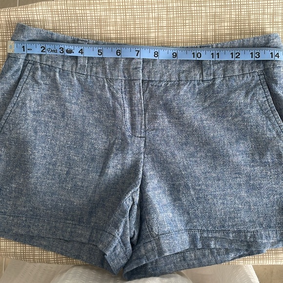 LOFT Chambray Short | Denim Blue | Size 0 - Picture 6 of 8